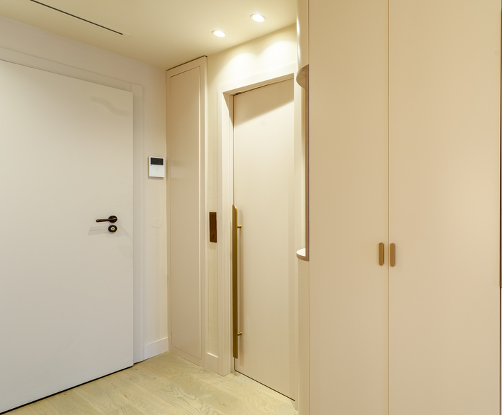 EXCLUSIVITÉ - LUXUEUX 2/3P 76 M² - BELLES  PRESTATIONS - VUE PORT ET ROCHER -  DOUBLE BOX