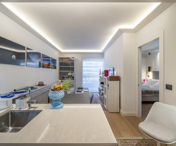 EXCLUSIVITE  - 2P 60M² ELEGAMMENT  RENOVE - RESIDENCE AVEC CONCIERGE - PARKING ET CAVE  EN SUS