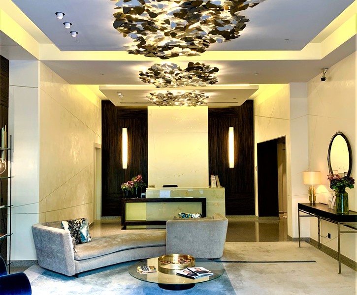 Luxurious apartment in Sporting's prestigious Residence