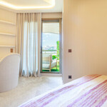 SPLENDID 2 ROOMS + OFFICE with Port and Palace View - Sold Luxuriously Furnished - 9