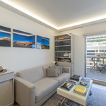 AGENTE ESCLUSIVO - 2P 60M² ELEGANTEMENTE RISTRUTTURATO - RESIDENZA CON PORTINERIA - PARCHEGGIO E CANTINA IN AGGIUNTA - 5
