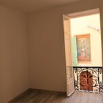 PICTURESQUE MONACO-VILLE APARTMENT WITH APPROVED RENOVATION PROJECT - 2