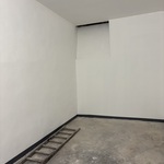 BON INVESTISSEMENT - Grand Local de Stockage rénové -  7 rue du Berceau - 2